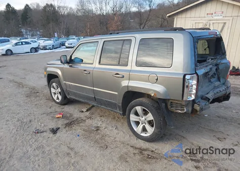 2011 Jeep Patriot Sport из США, поврежденный, VIN 1J4NF1GB5BD207832